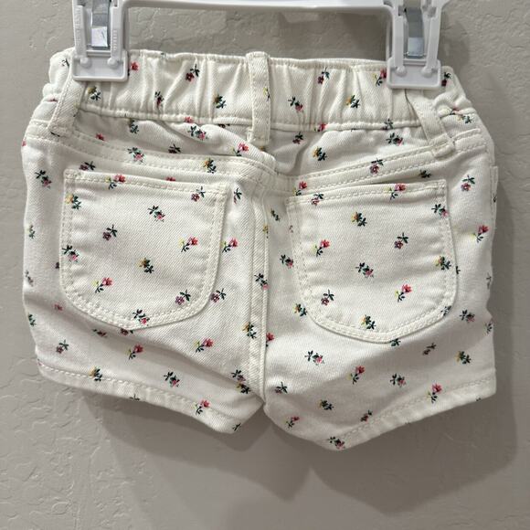 Baby Gap White Denim Floral Shortie Shorts - Picture 5 of 6